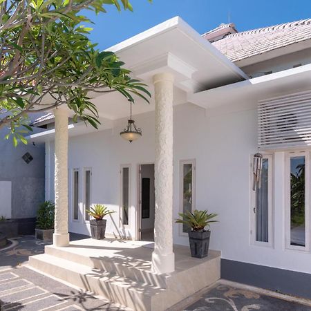 Villa Pondok Maica Lovina Eksteriør bilde